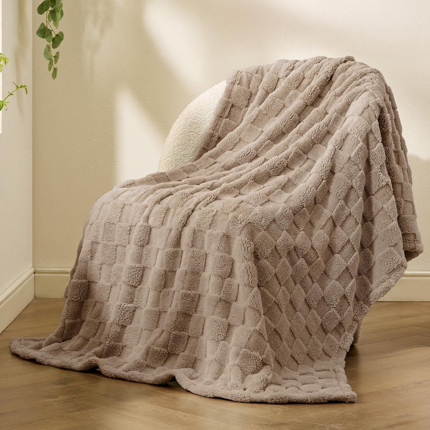 Bedsure GentleSoft Light Taupe Twin XL Blanket for Bed - Super Soft Cozy Fleece Blankets for Women, Cute Throws for Girls, Dorm Room Essentials for Girls Teens Back to School, 66x90 Inches