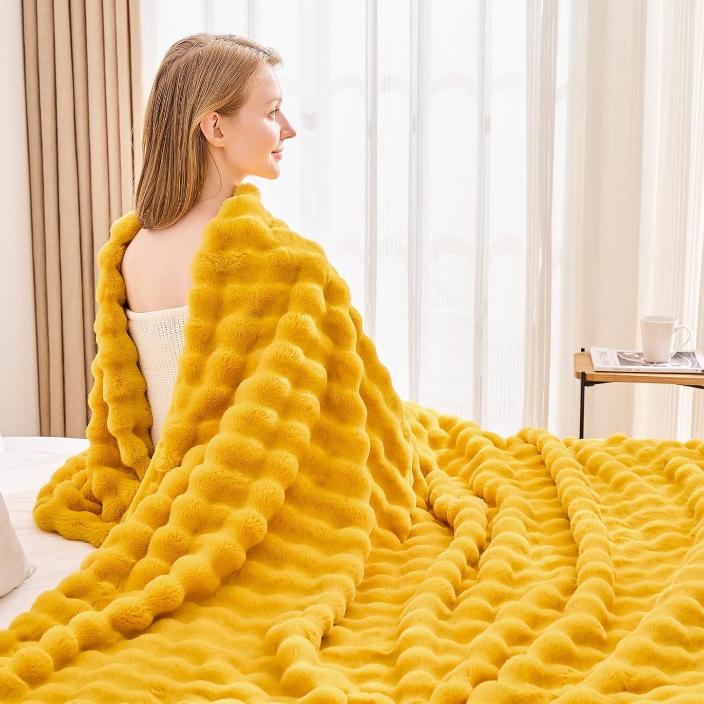 NEWCOSPLAY Faux Fur Throw Blanket Mustard Yellow Bubble Blanket Thick Warm Soft for Couch Sofa Bed 550GSM (Mustard Yellow, Throw(50"x60"))
