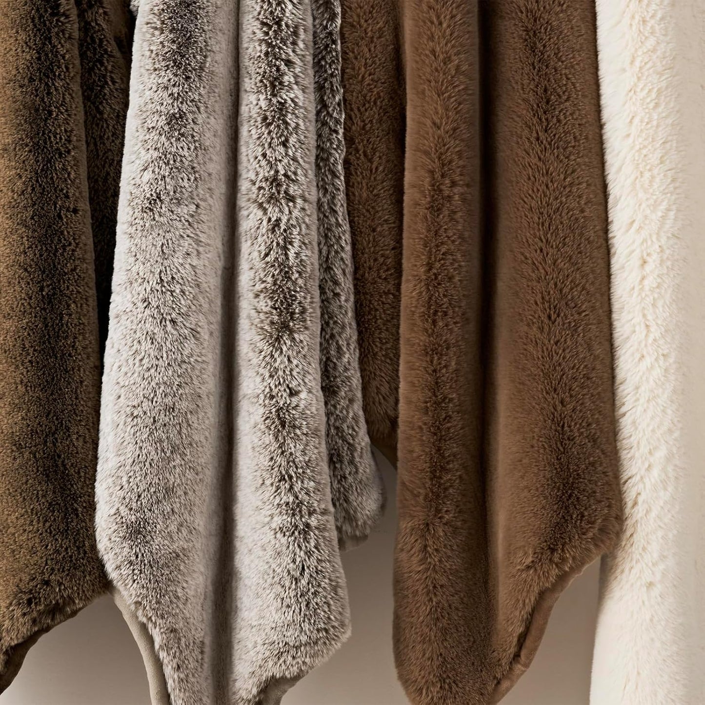 Luxury Soft Faux Chinchilla Fur Throw Blanket for Couch, Warm Thick Heavy Winter Throw Blanket 1220GSM for Bed, Fluffy Cozy Mink Blanket with Reversible Velvet, Brown Sable, 50"x60"