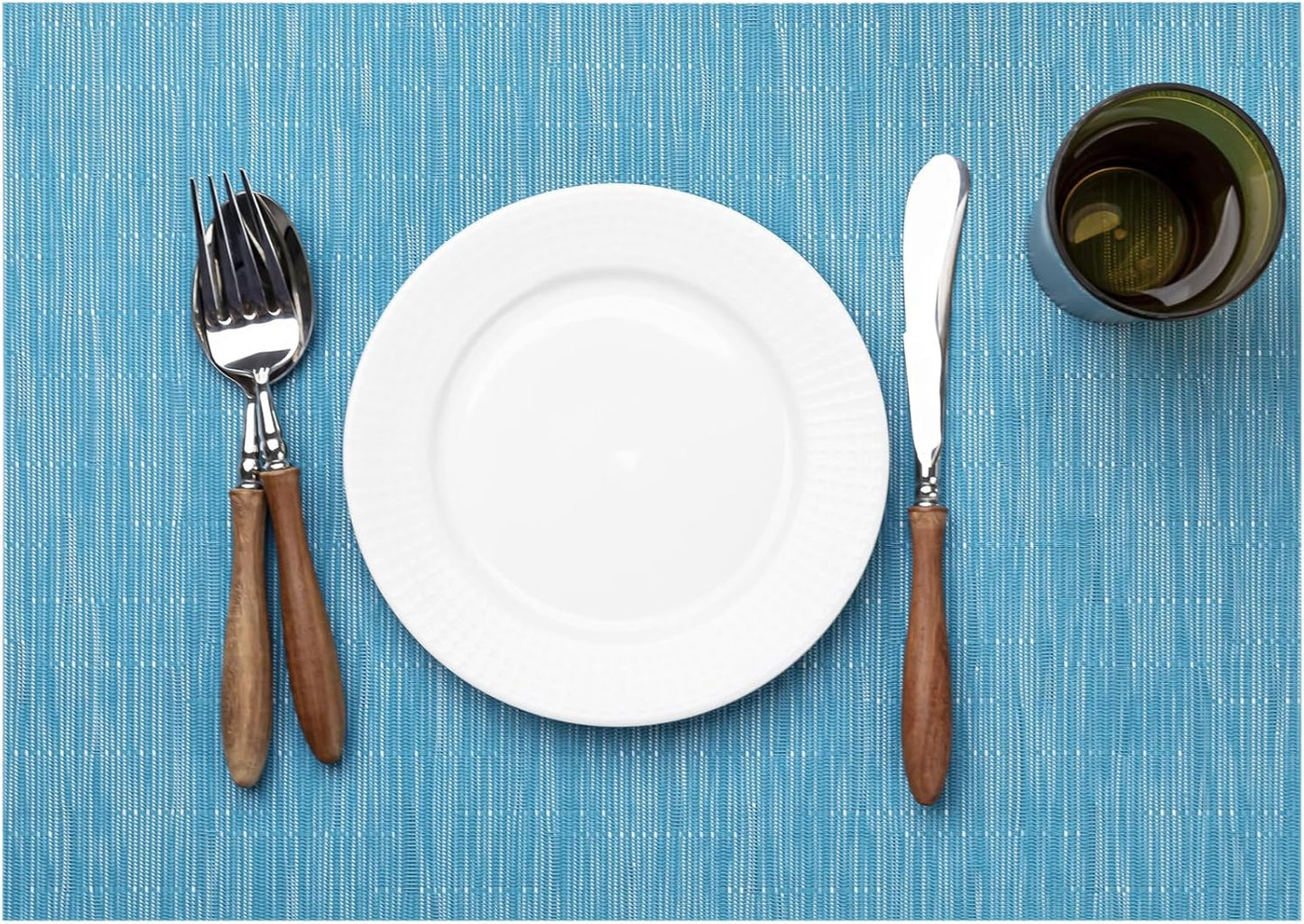 LEXMORE Placemats Set of 4 Vinyl/Plastic Woven Place Mats for Kitchen Table Indoor/Outdoor Washable Placemat Wipeable Dining Table Mats(Teal Blue)