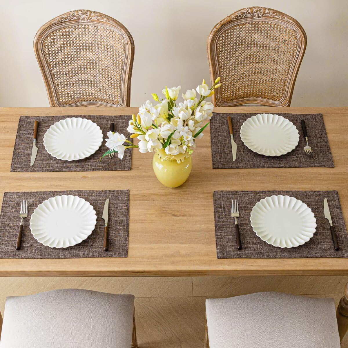 Placemats Set of 6, Bilayer Thickened Linen Place Mats Heat Resistant Machine Washable Wrinkle Free Carefully Selected Polyester Mats for Kitchen/Dining/Coffee Table (Burlap)