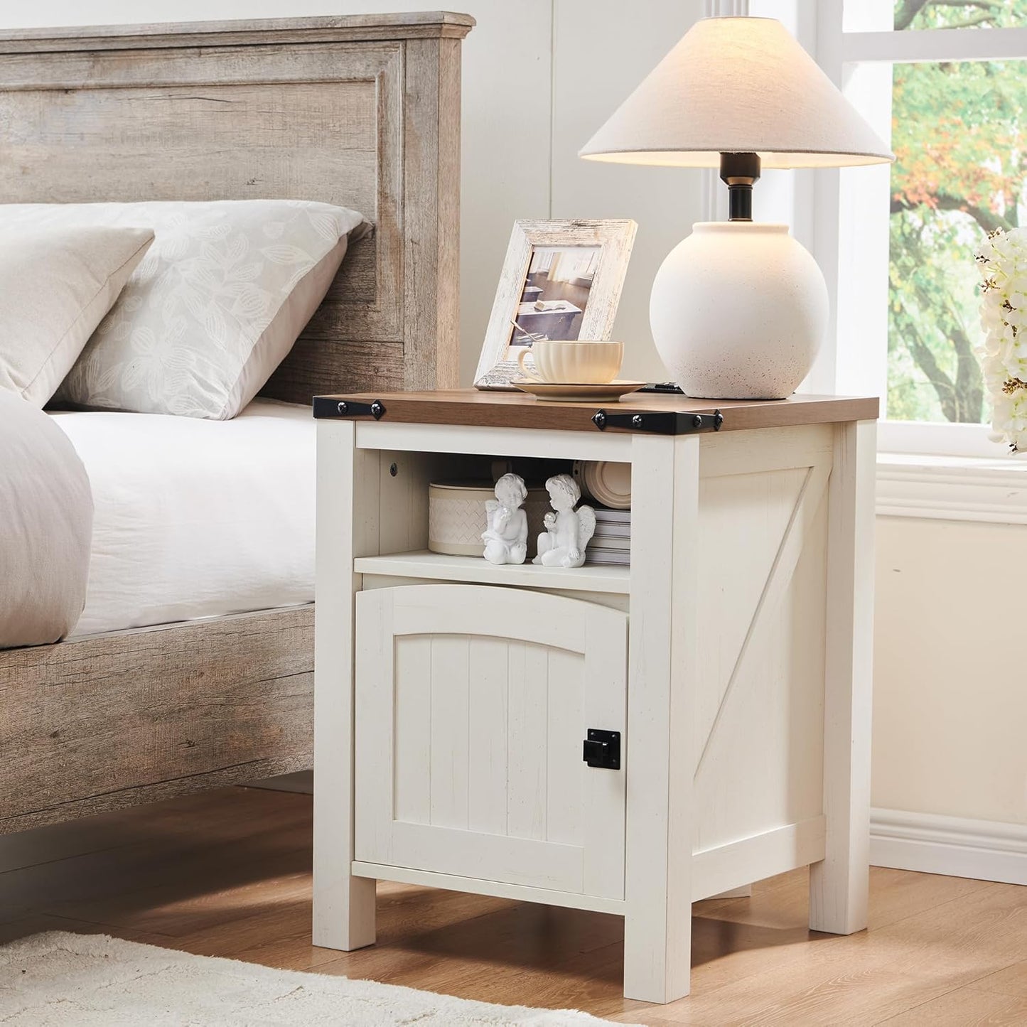 OKD Farmhouse Nightstand with Charging Station, 18" Rustic End Table with Adjustable Storage Shelf, Wood Rustic Wood Sofa Side Table for Bedroom
