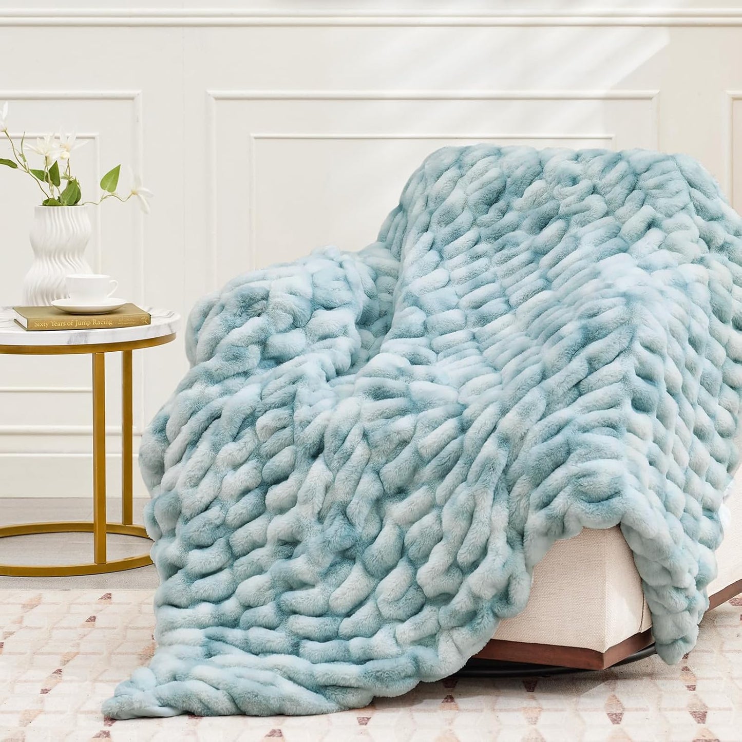 Ultra Soft Luxury Faux Fur Throw Blanket for Counch,Fuzzy Fluffy Plush Warm Cozy Elegant Wrinkled Blanket for Sofa Bedroom Living Room,（50"x60",Tie-dye Freshwater Blue）