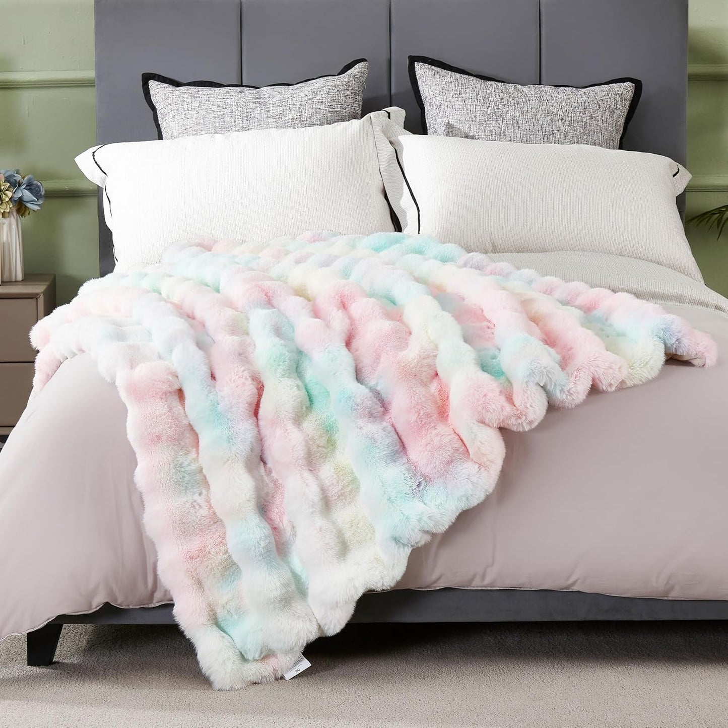 DREAMNINE Decorative Colorful Soft Thick Faux Fur Throw Blanket for Kids Girl Women 50" x 60",Luxury Rainbow Tie-dey Fleece Fuzzy Blankets,Warm Cozy Plush Furry Blankets for Winter,Cute Lovely Blanket