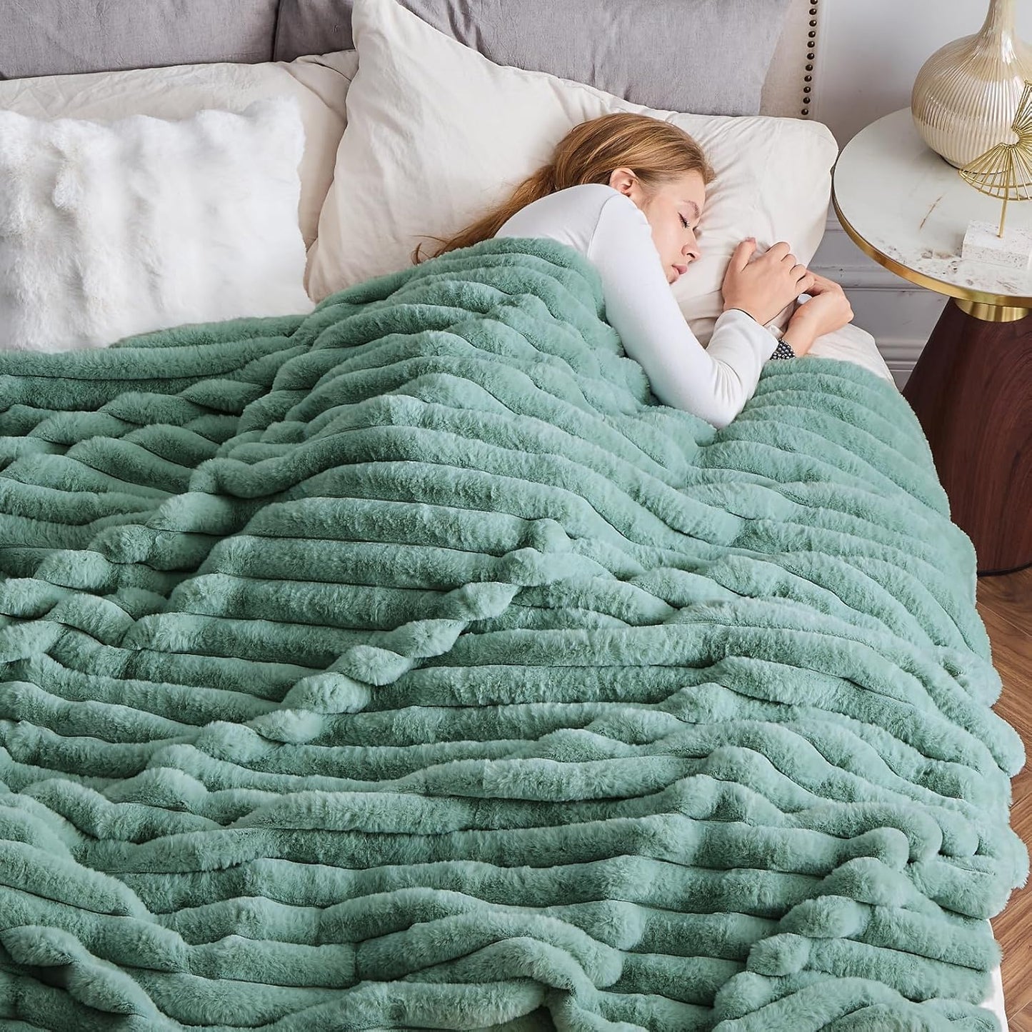 NEWCOSPLAY Faux Fur Throw Blanket New Sage Green 3D Ribbed Plush Thick Warm Blanket for Couch Sofa Bed 850GSM (New Sage Green Ribbed, Throw(50"x60"))