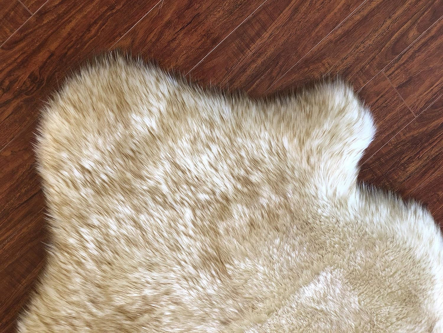 LAMBZY Faux Sheepskin Hypoallergenic Free Shape Silky Shag Rug, Luxury Shaggy Silky Plush Carpet for Bedrooms Rugs Living Room Sofa Floor Rugs (Double 2'x6', 60x180cm White with Brown Tips)