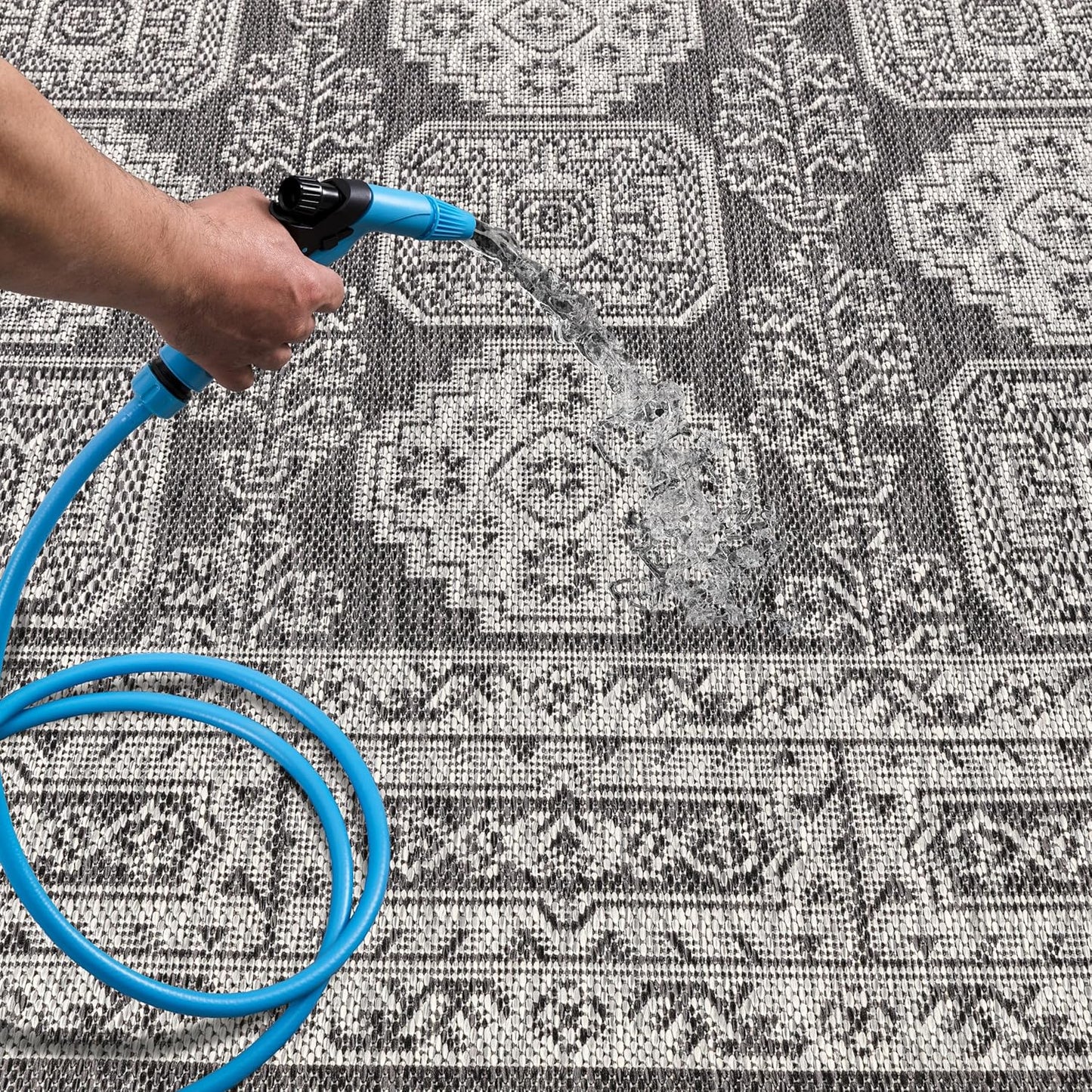Keen Home Design Terrace Outdoor Area Rug - 5x8 Washable Indoor/Outdoor Rug for Patio, Kitchen, Balcony, Beach, Garden, Deck and Porch, Size: 5'3"x7'7"